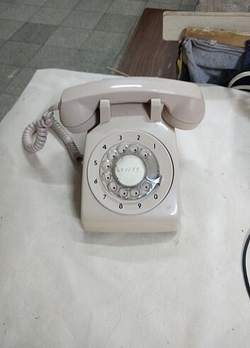  Telefon ve saat 