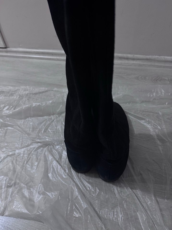 İnci Siyah Süet İnce Topuklu Diz Boyu Kadın Çizme - Görsel 4