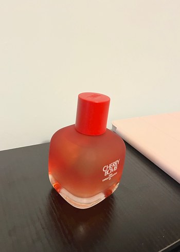Zara Zara Cherry Bomb Parfüm 90 ml