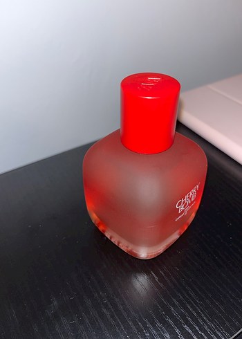  Beden Zara Cherry Bomb Parfüm 90 ml