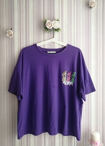 Hafif Yarım Bel T-Shirt