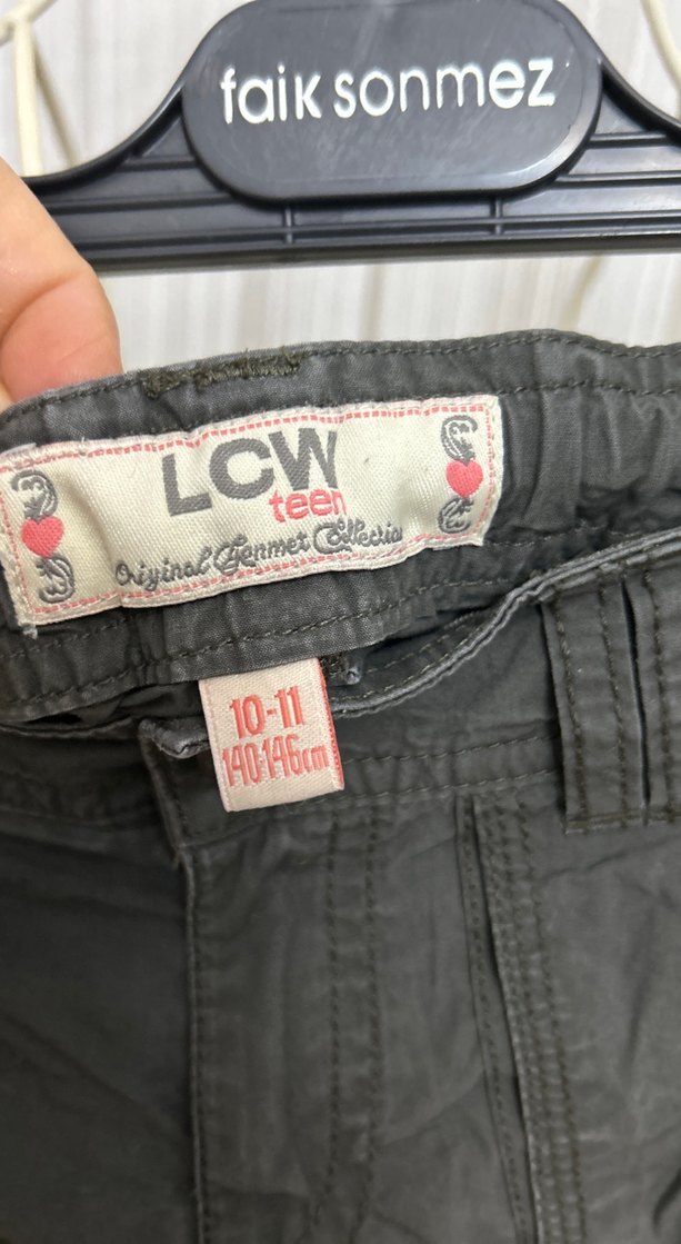 Kemerli haki keten çocuk Mini Şort - Görsel 3