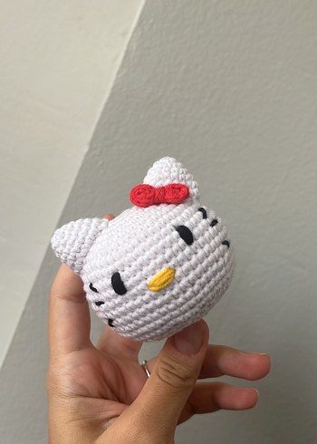 Örgü Beyaz Hello Kitty Anahtarlık - Görsel 2