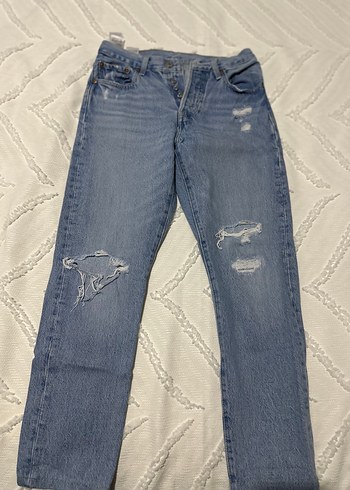 Levis Acik Mavi Yikamali Rahat Denim Jean