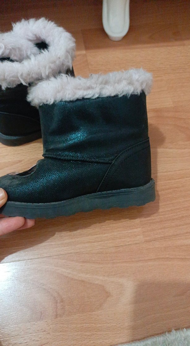 Kız Çocuk Gri Kürklü Nakışlı Bot - Görsel 3