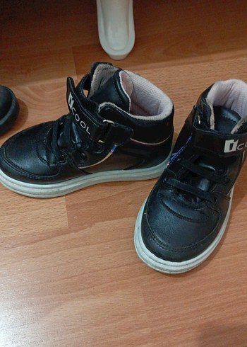 Siyah Erkek Çocuk Bağcıksız Spor Ayakkabı - Görsel 2