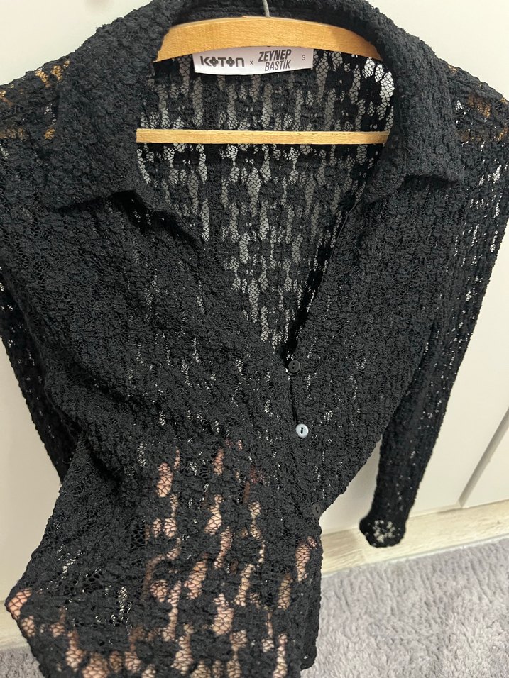 Siyah dantel Kadın bluz - Görsel 2