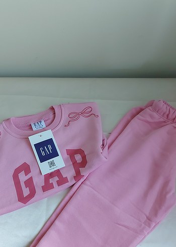 Pembe GAP Kız Eşofman Takımı Rahat Kesim - Görsel 3