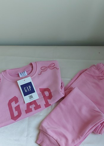 Pembe GAP Kız Eşofman Takımı Rahat Kesim - Görsel 4