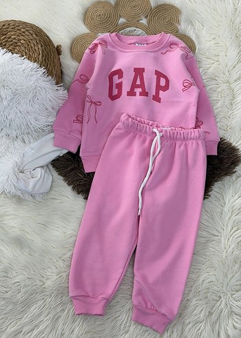 Pembe GAP Kız Eşofman Takımı Rahat Kesim - Görsel 2