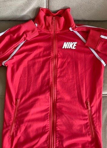 xs Beden nike hırka