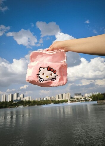 Hello Kitty Hello Kitty makyaj çantası 