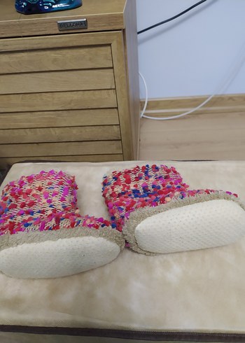 Kızlar için Çok Renkli Örgü Ev Terliği - Görsel 4