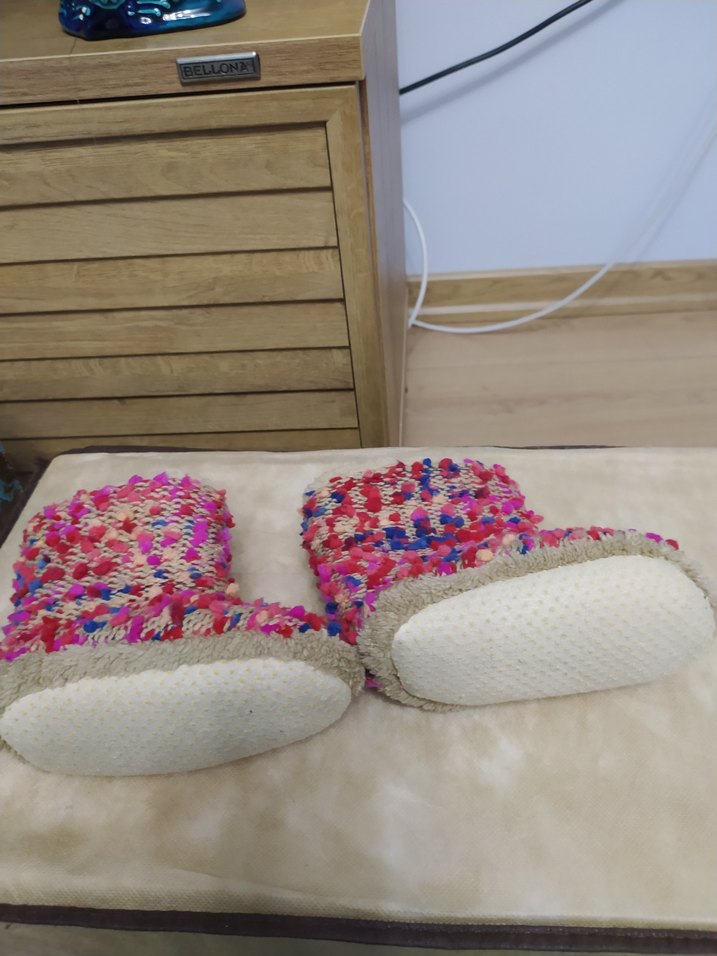 Kızlar için Çok Renkli Örgü Ev Terliği - Görsel 4