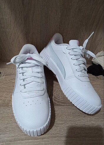 Puma Carina ayakkabı 