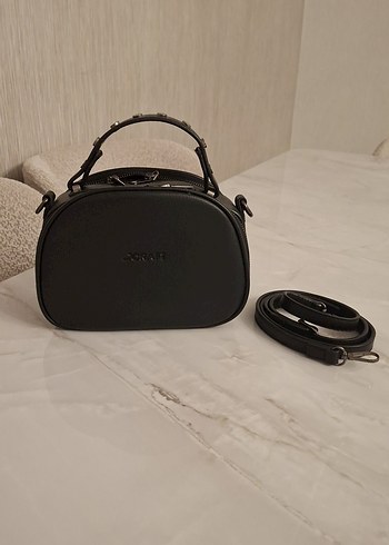 Siyah Deri Kadın Omuz Çantası