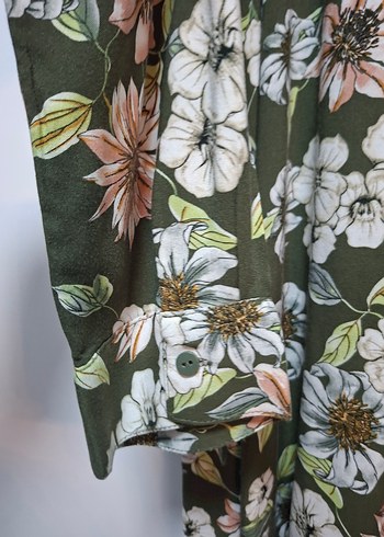 Çiçek Desenli Uzun Kollu Gömlek - Görsel 4