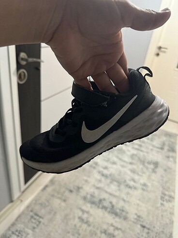 33 Beden Nike orijinal üründür 33 numara