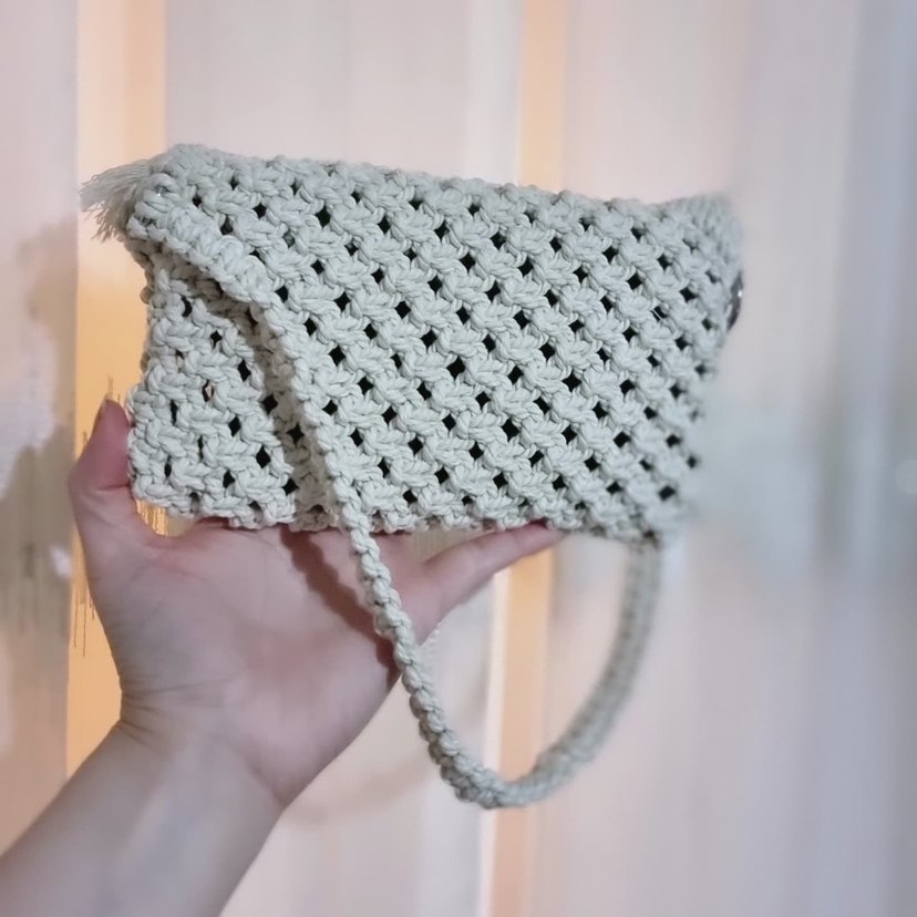 Makrome Püsküllü Örgü Omuz Çantası - Görsel 5