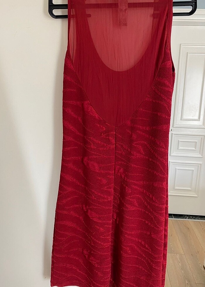 Kısa gece elbisesi - Görsel 4