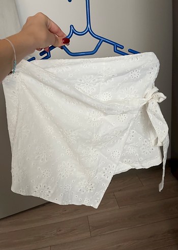s Beden Dantel Detaylı Beyaz Mini Etek