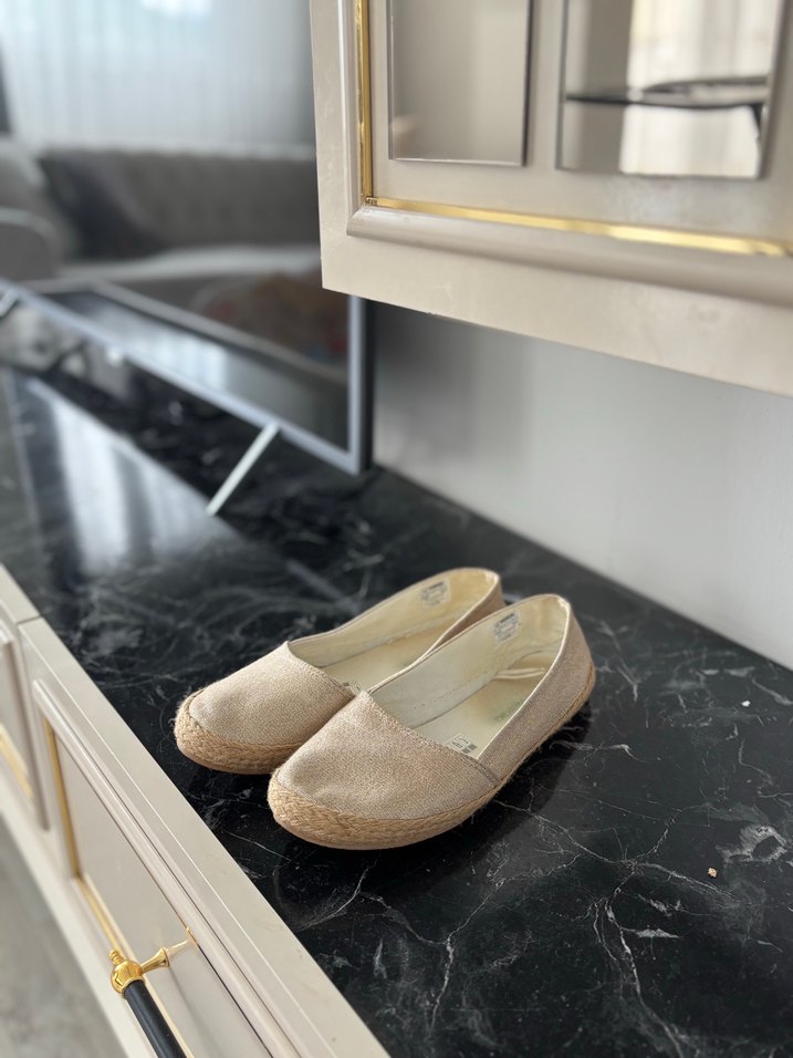 Bej hasırlı simli babet ayakkabı - Görsel 2