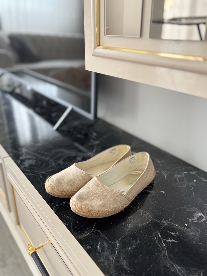 Bej hasırlı simli babet ayakkabı - Görsel 4