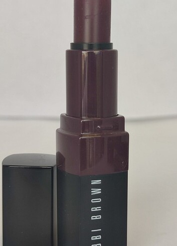 Beden Bobbi brown crushed lip color daring dalalid