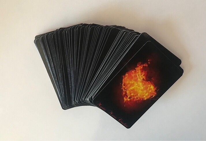  Beden Mystic Moon Oracle Tarot Destesi