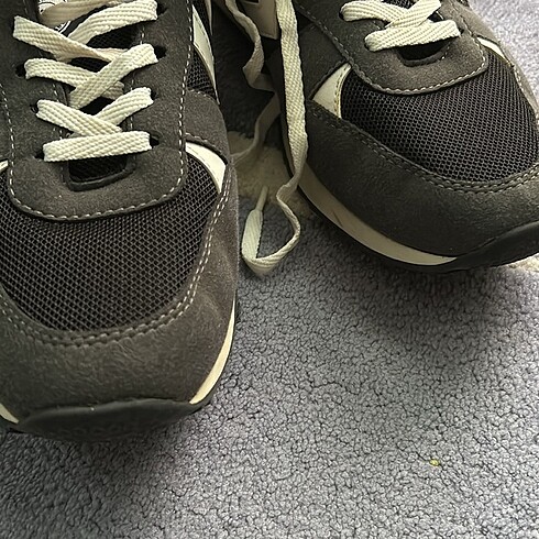 Hummel Hummel