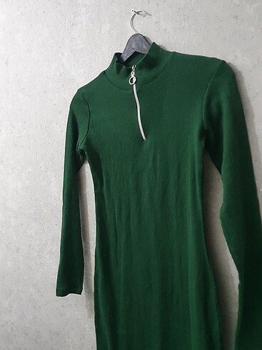 m Beden yeşil Renk Yeşil elbise 