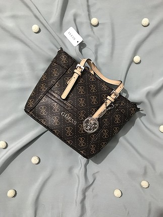 Guess kahve monogram