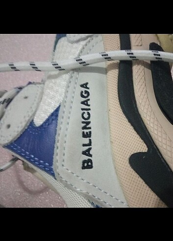 38 Beden çeşitli Renk BAYAN SPOR AYAKKABI ( BALENCİAGA )