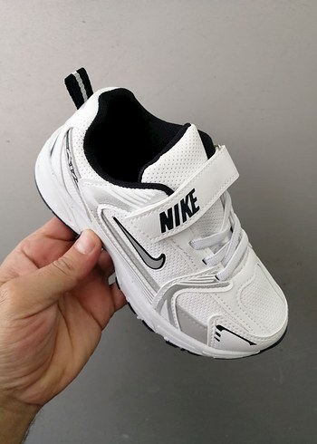 31 Beden beyaz Renk Beyaz Erkek Çocuk Nike Spor Ayakkabı