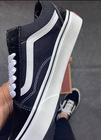 39 Beden siyah Renk VANS ÜST KALİTE 36-45 ARADI BUÇUKLU NUMARALAR DAHİL İ.