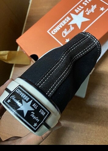 Converse Converse Chucky Taylor 70 Kutulu etiketli bez torbalı QR kodu me
