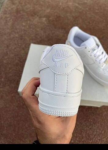Nike Nike force Kutulu etiketli 36 44 arası numaralari mevcuttur 