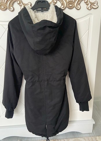 Siyah Kemerli Midi Street Wear Kadın Mont - Görsel 5