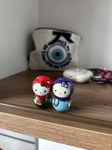  Beden hello kitty hacıyatmaz ve figür