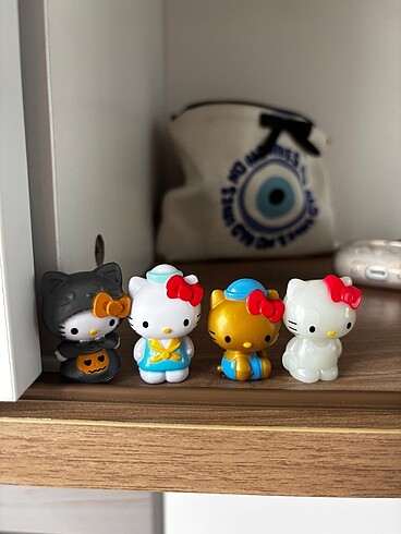  Beden Renk hello kitty hacıyatmaz ve figür