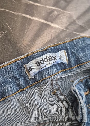 Düğmeli, Normal Boy, Dar Kesim Kadın Kot Pantolon - Görsel 6