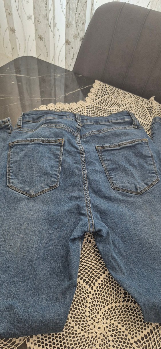 Düğmeli, Normal Boy, Dar Kesim Kadın Kot Pantolon - Görsel 2