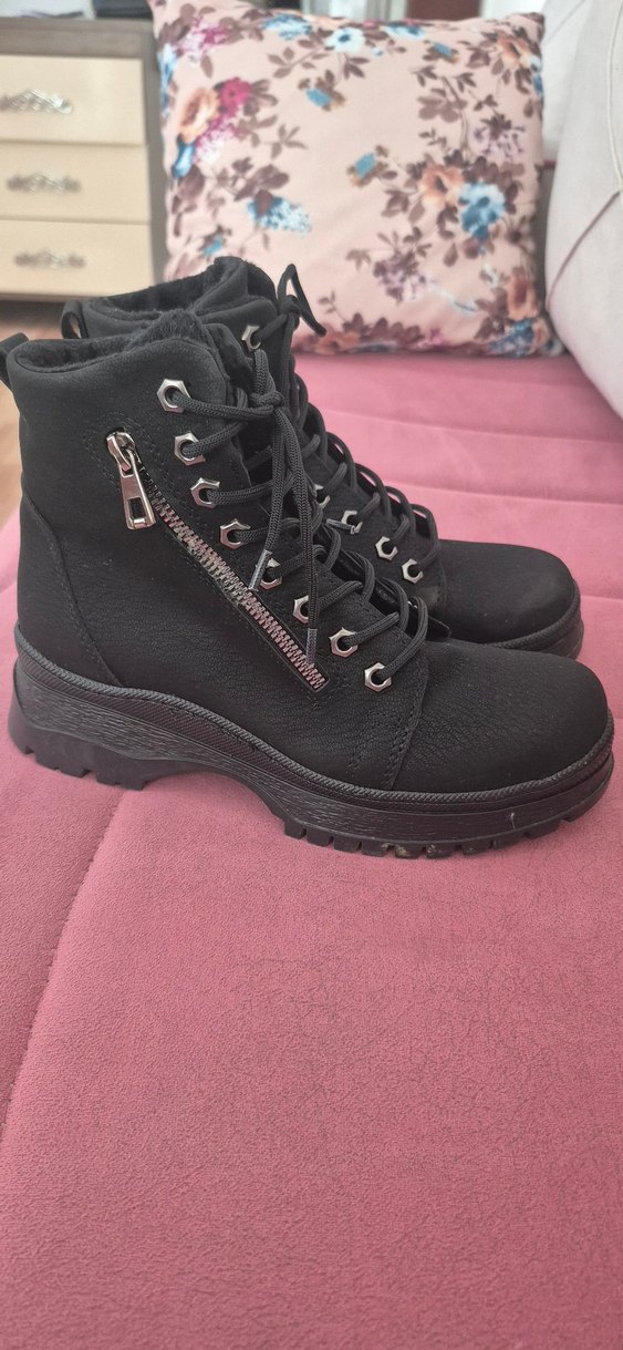 Siyah Fermuarlı Dolgu Topuklu Goth Bot - Görsel 2