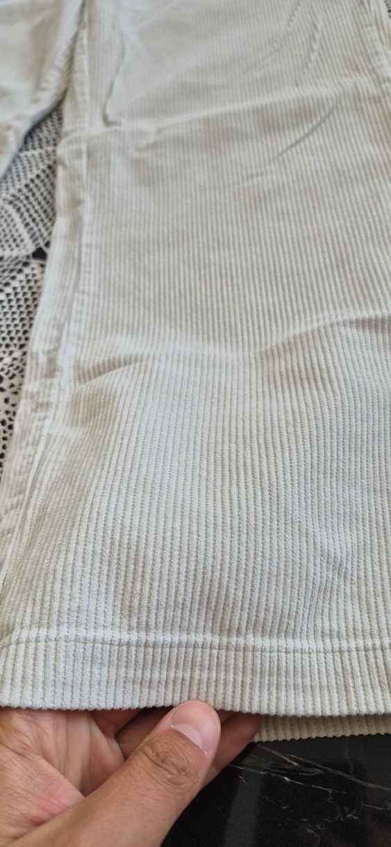 kız çocuk krem  Pamuklu Rahat Kesim Pantolon bir iki kere giyild - Görsel 2