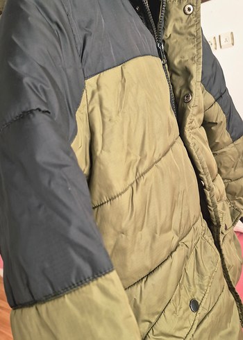 Erkek Çocuk haki yeşik Kapüşonlu Mont - Görsel 5