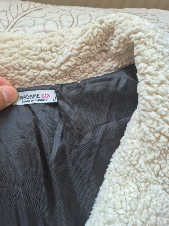 siyah Kadın Kışlık Yumuşak Dokulu Mont - Görsel 5