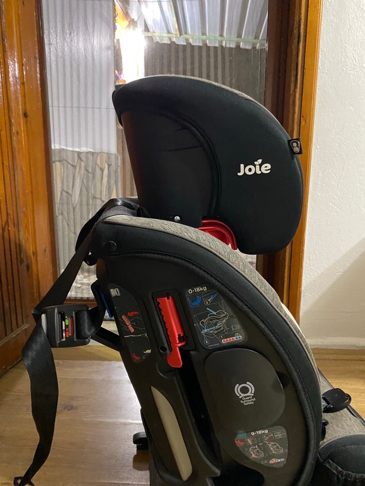 Joie Gri Çocuk Oto Koltuğu - Görsel 3