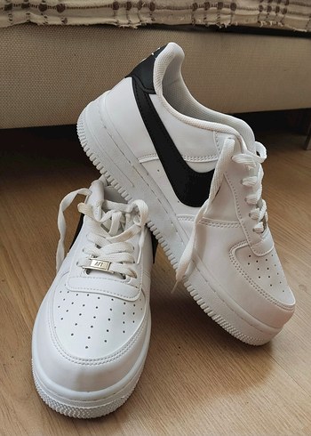 Nike Kadın Beyaz Spor Ayakkabı