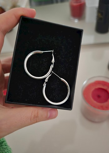 Gri Midi Halka Küpe - Görsel 3