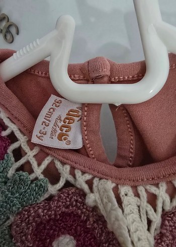 Pembe Nakışlı Örgü Yaka Kız Elbisesi - Görsel 2